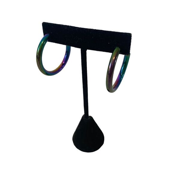 Iridescent Ombré Hoop Earrings. Gorgeous tones of Green, Blue, Purple & Gold. - Picture 3 of 6